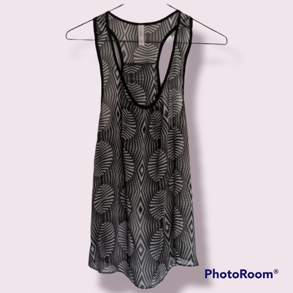 unknown Tops - 🌷Sheer Black and White Tank Top